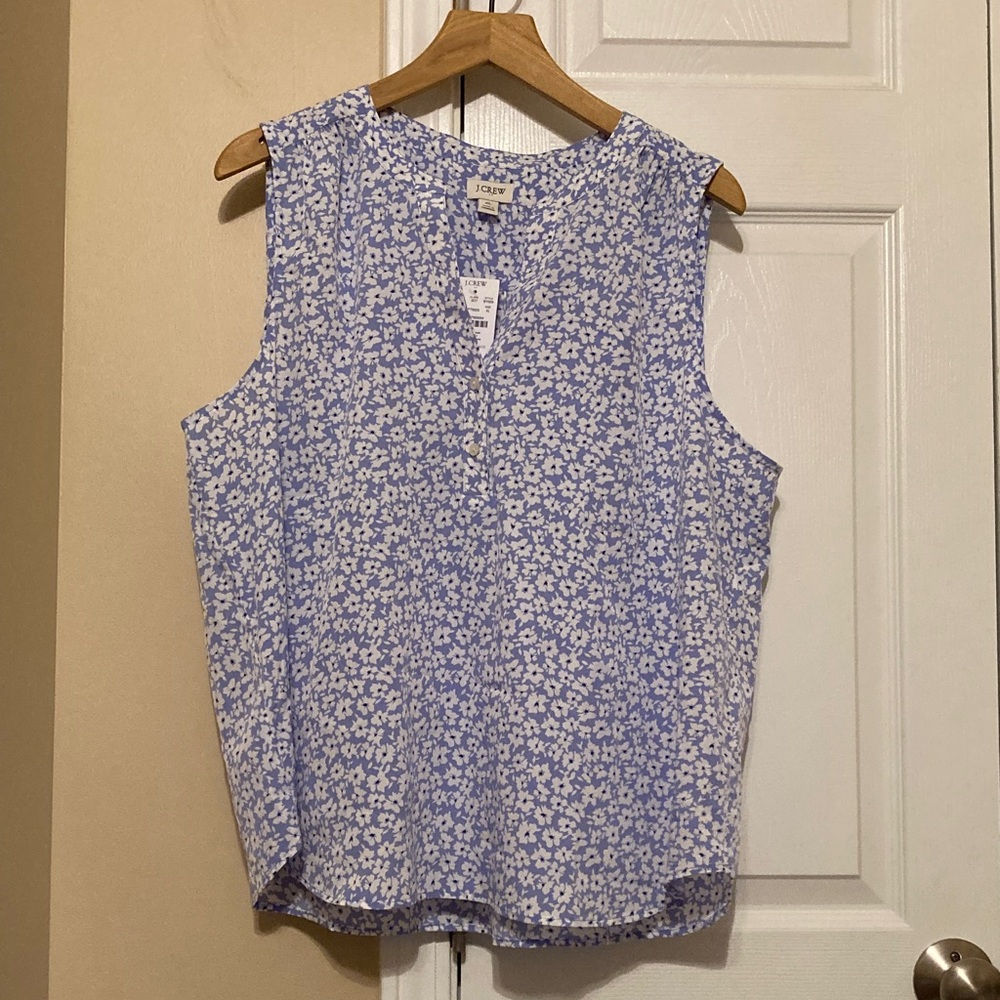 JCrew Factory sleeveless popover top in floral print